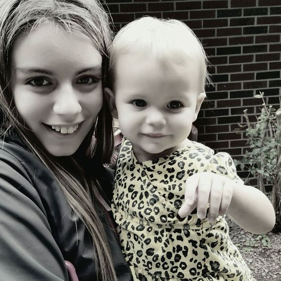 Meet your Posher, Holly - Picture 1 of 1